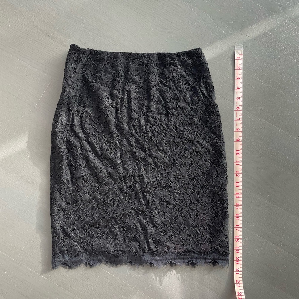 Diane von furstenberg lace pencil skirt